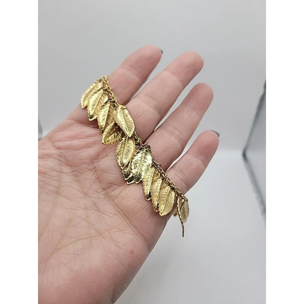 Vintage Napier Gold Tone Leaf Charm Bracelet Botanical Nature Classic Jewelry - Picture 15 of 15